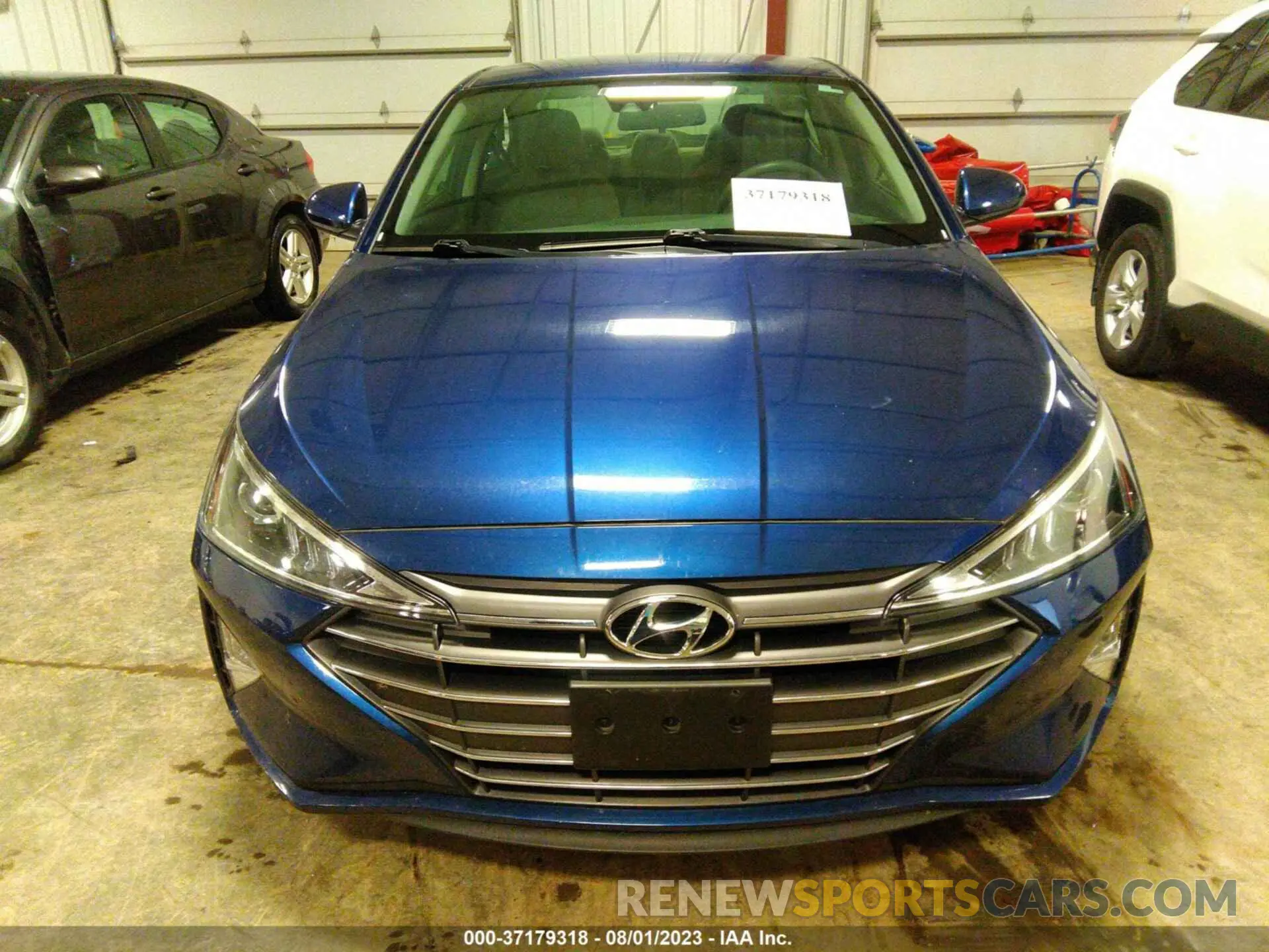 12 Photograph of a damaged car 5NPD84LF9KH458157 HYUNDAI ELANTRA 2019