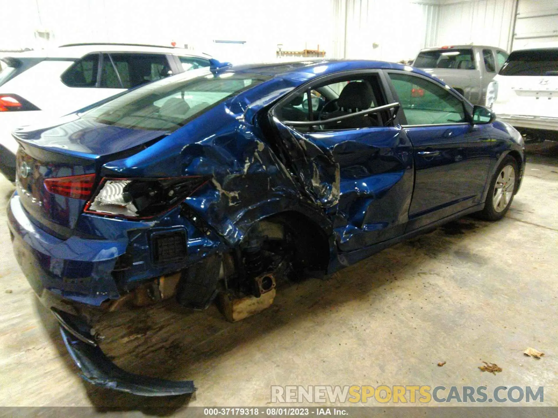 4 Photograph of a damaged car 5NPD84LF9KH458157 HYUNDAI ELANTRA 2019