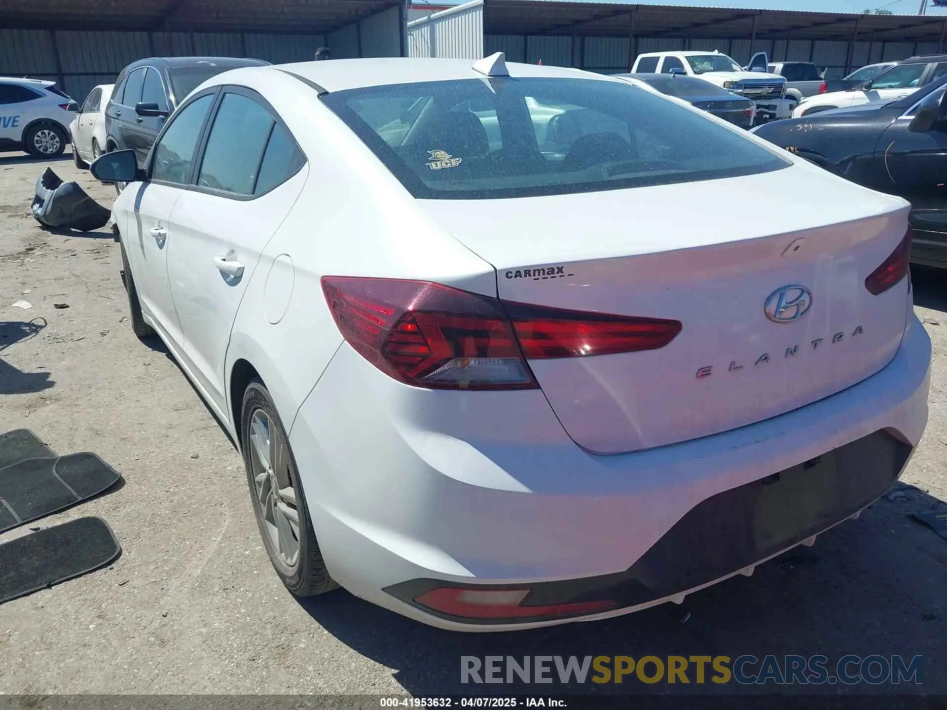 3 Photograph of a damaged car 5NPD84LF9KH458935 HYUNDAI ELANTRA 2019