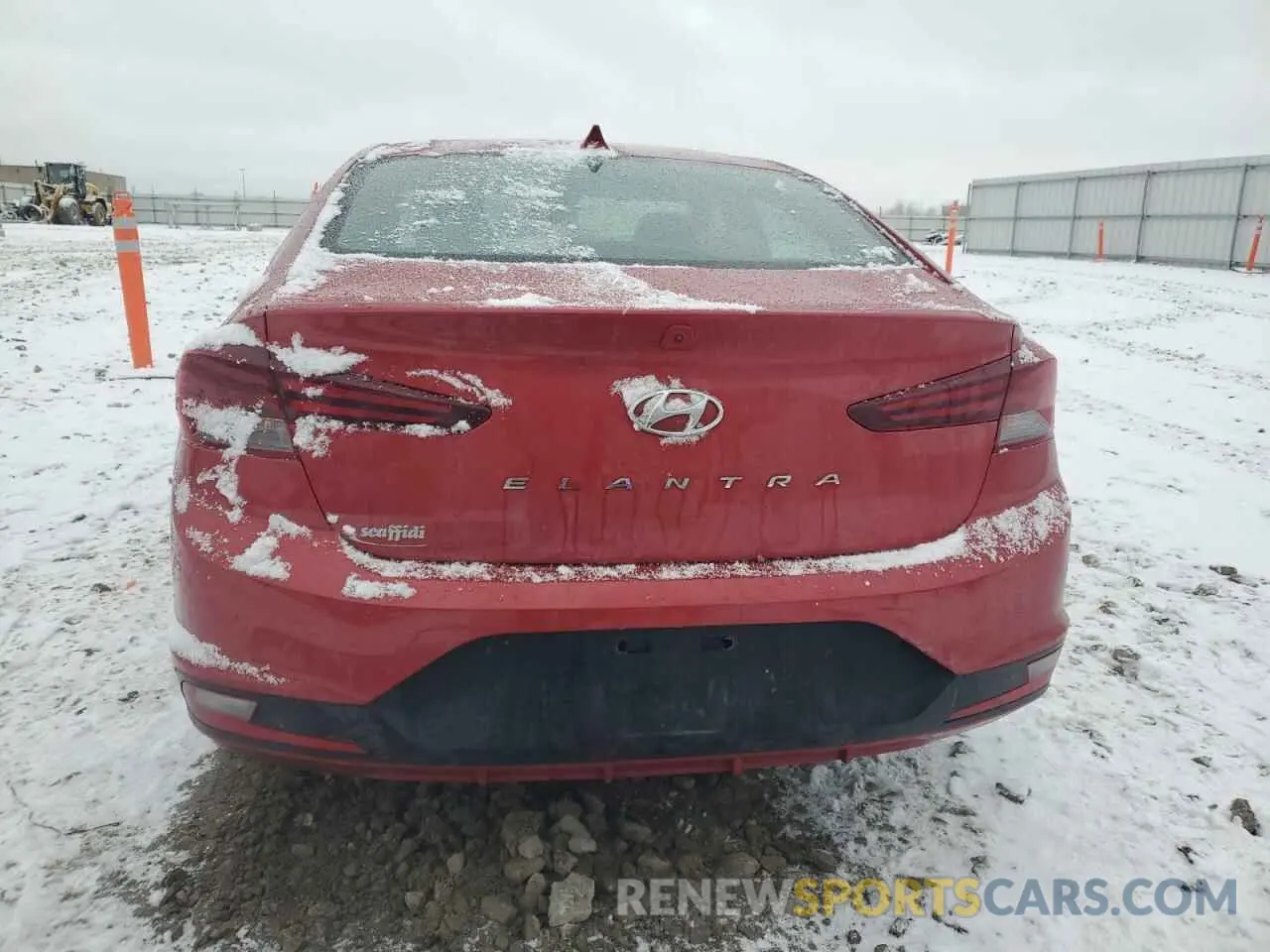 6 Photograph of a damaged car 5NPD84LF9KH469398 HYUNDAI ELANTRA 2019