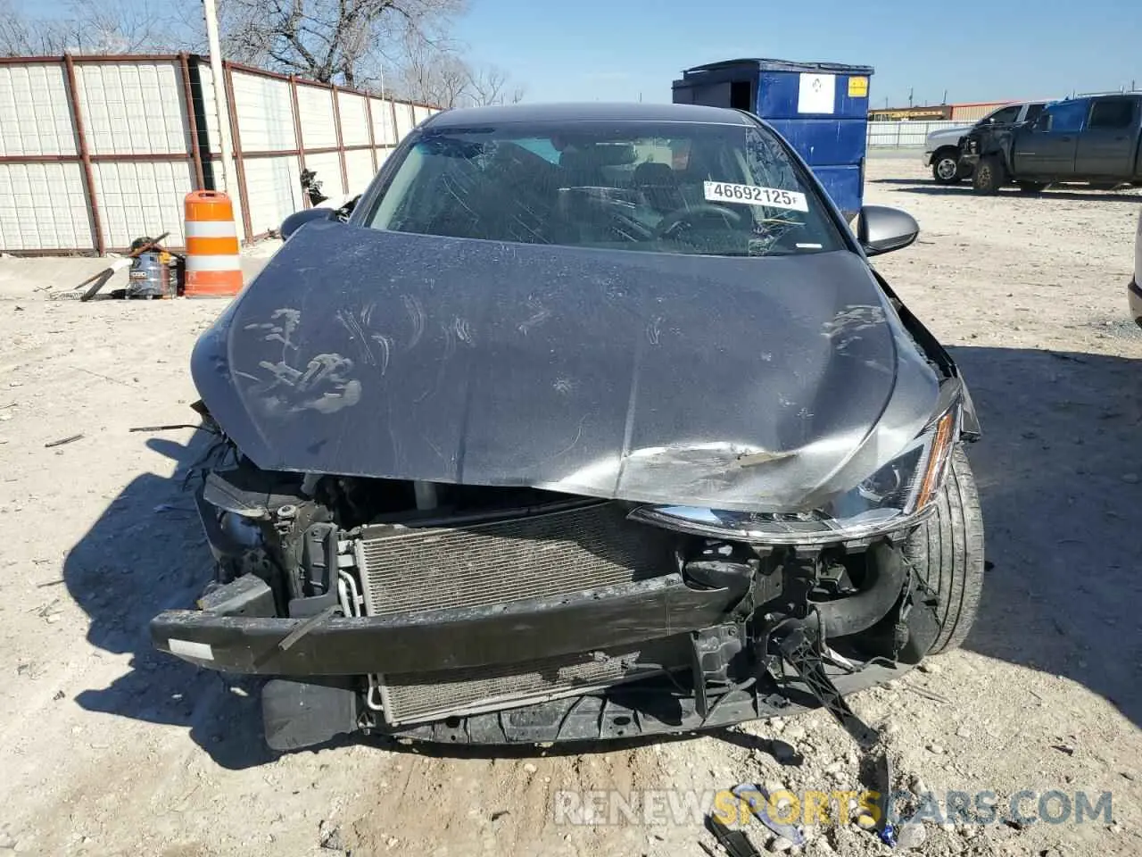 5 Photograph of a damaged car 5NPD84LFXKH405581 HYUNDAI ELANTRA 2019
