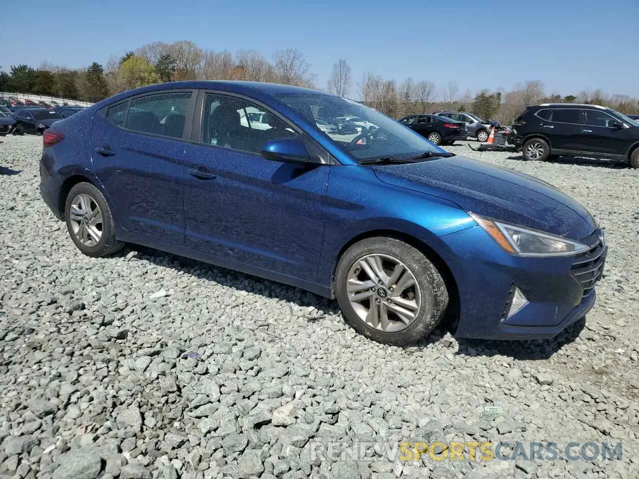 4 Photograph of a damaged car 5NPD84LFXKH408996 HYUNDAI ELANTRA 2019