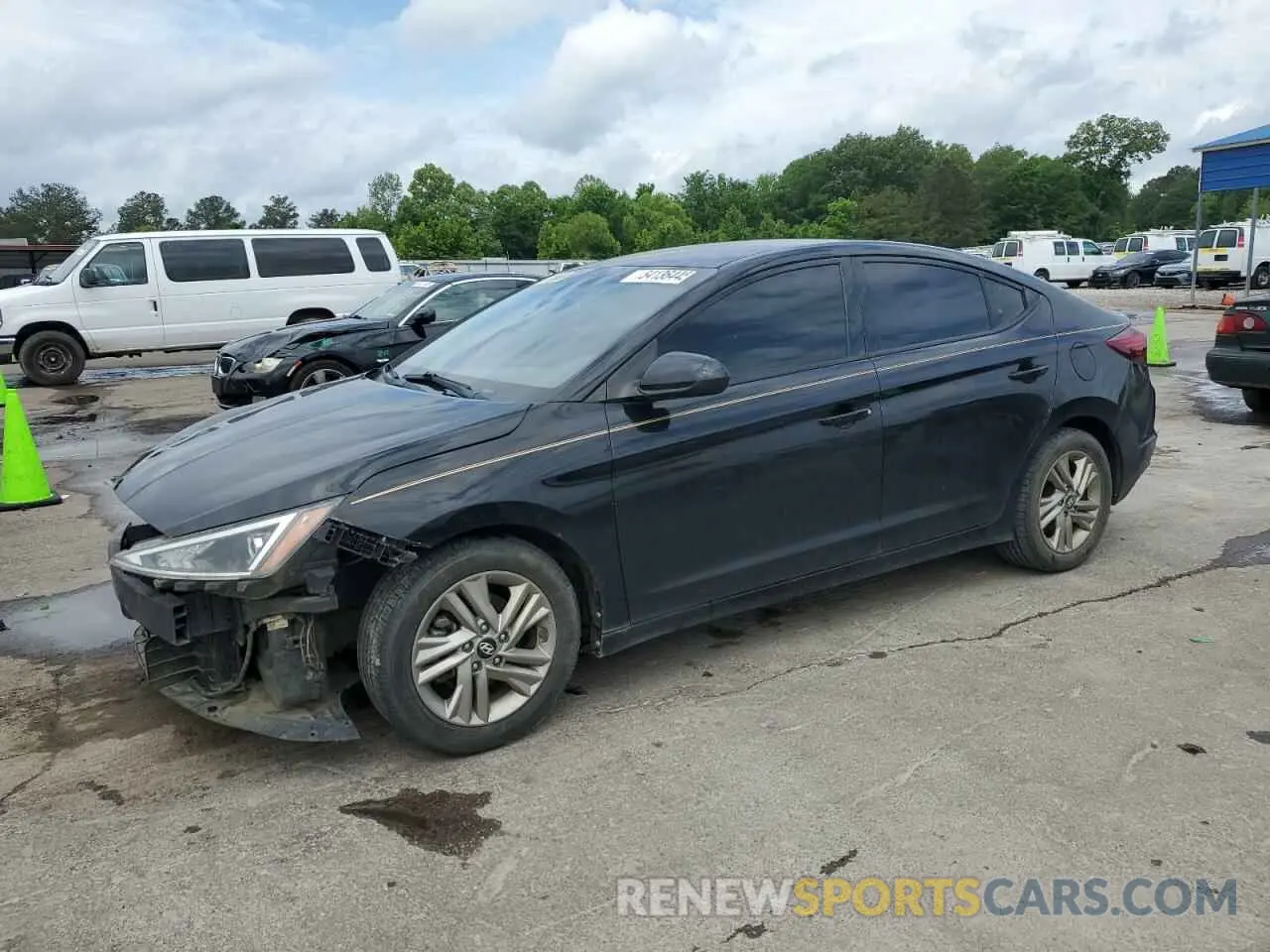 1 Photograph of a damaged car 5NPD84LFXKH421702 HYUNDAI ELANTRA 2019