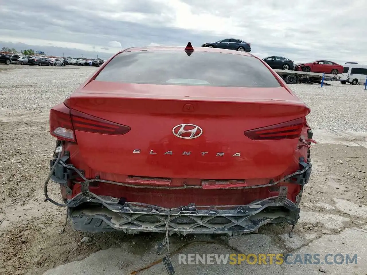 6 Photograph of a damaged car 5NPD84LFXKH423546 HYUNDAI ELANTRA 2019