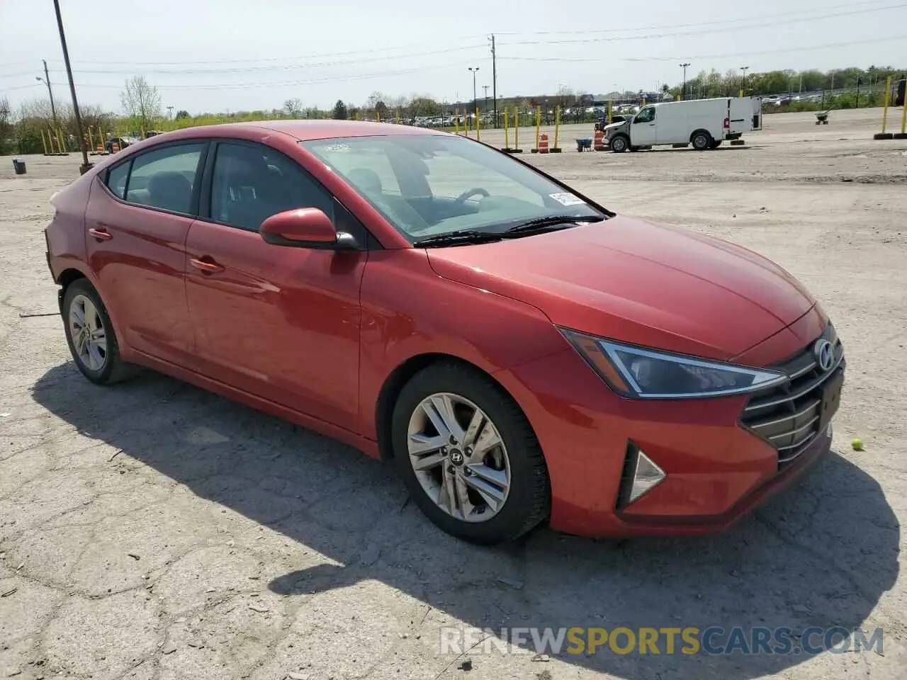 4 Photograph of a damaged car 5NPD84LFXKH427371 HYUNDAI ELANTRA 2019