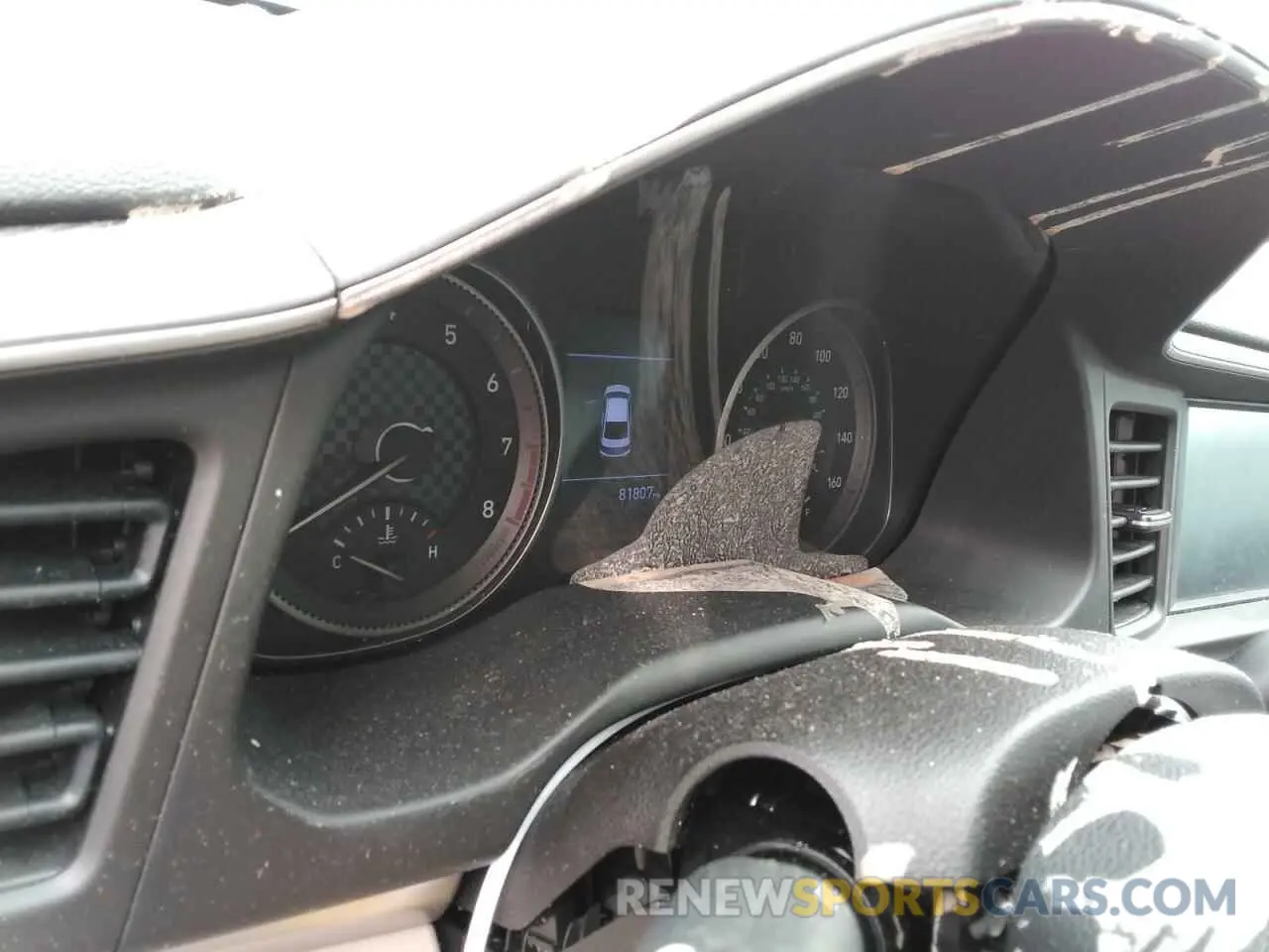 9 Photograph of a damaged car 5NPD84LFXKH428049 HYUNDAI ELANTRA 2019