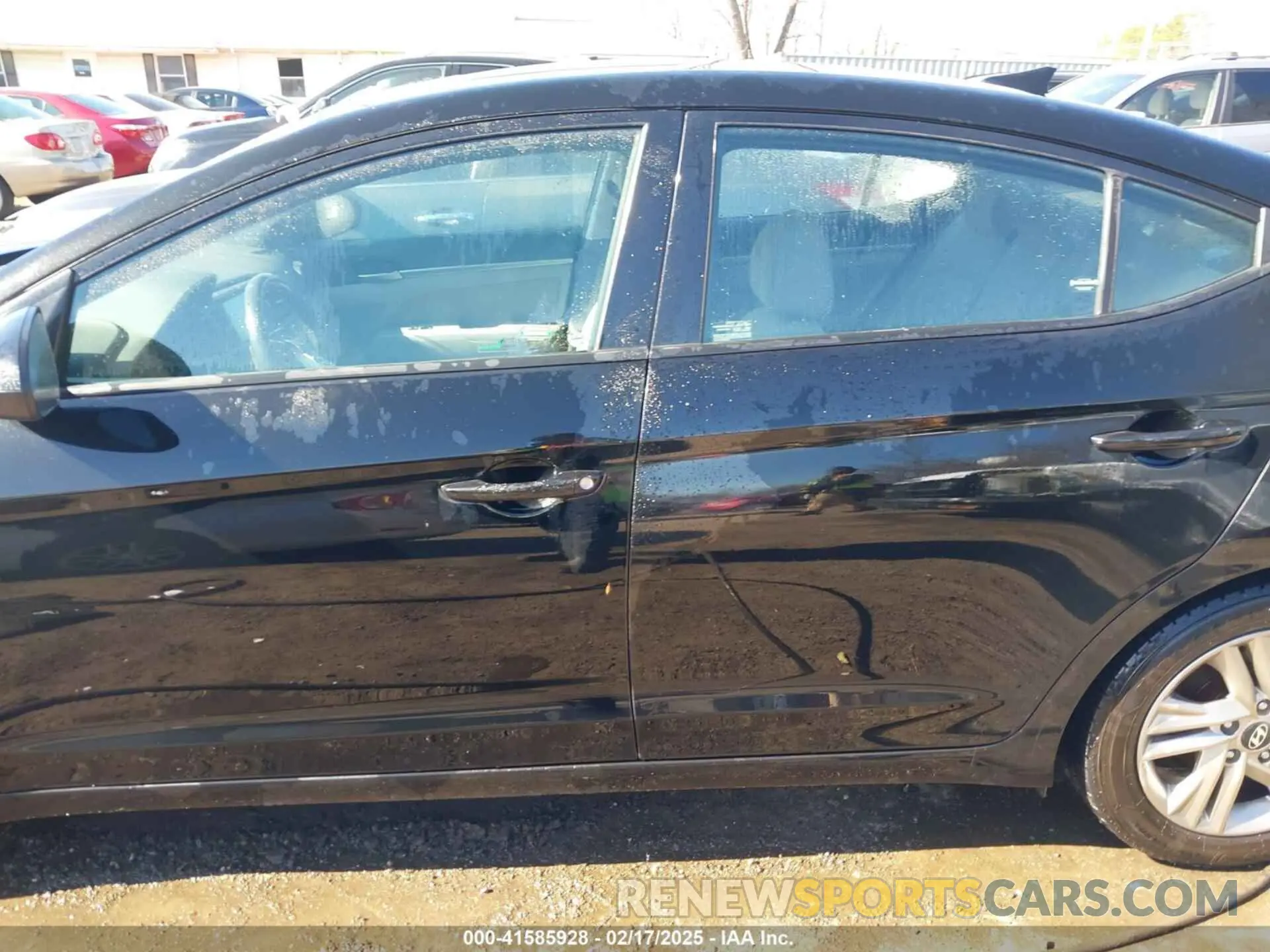 14 Photograph of a damaged car 5NPD84LFXKH445949 HYUNDAI ELANTRA 2019