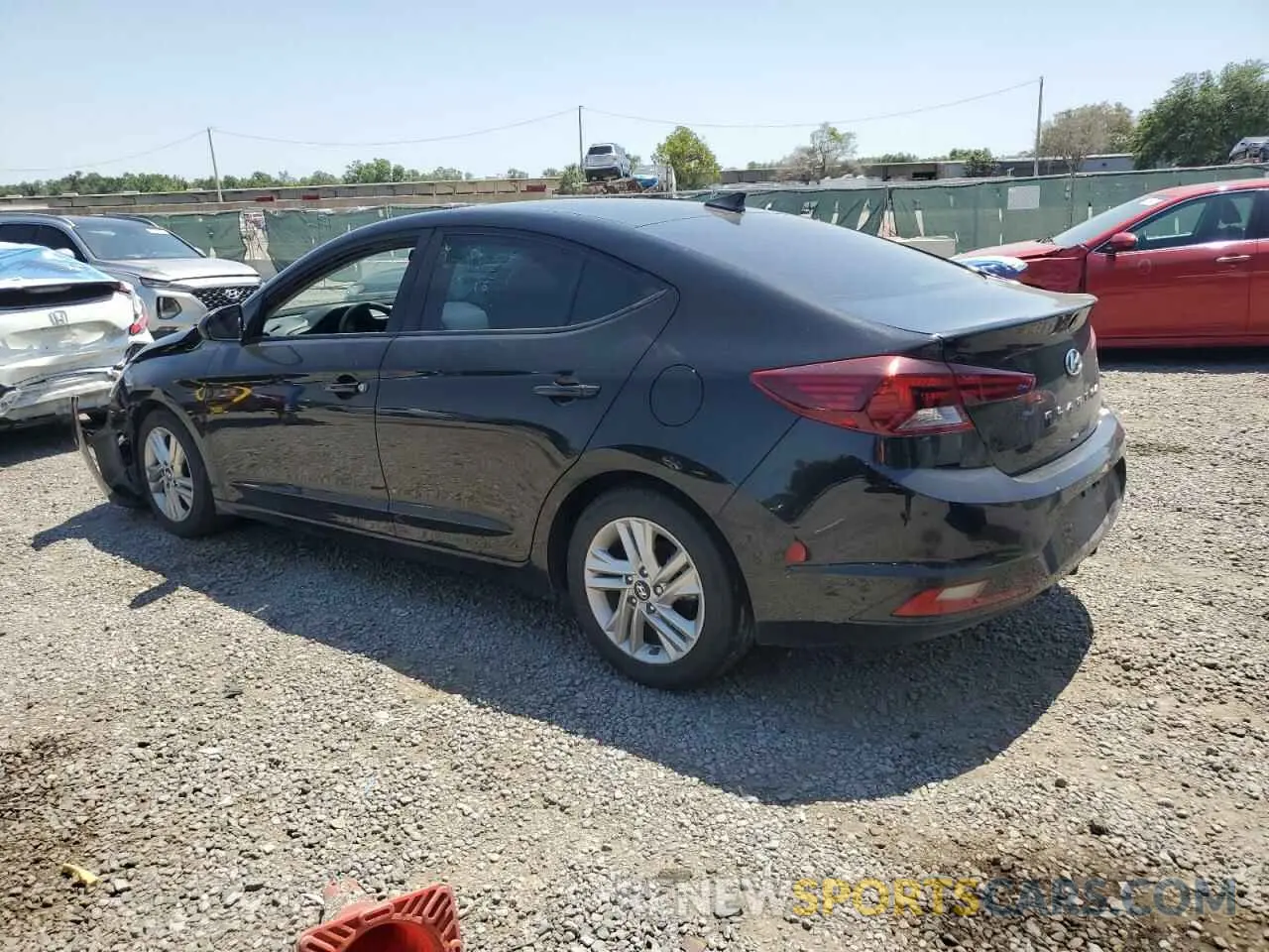 2 Photograph of a damaged car 5NPD84LFXKH464954 HYUNDAI ELANTRA 2019