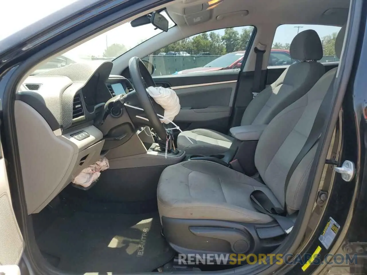 7 Photograph of a damaged car 5NPD84LFXKH464954 HYUNDAI ELANTRA 2019