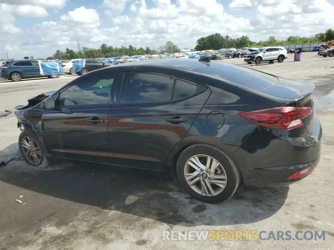 2 Photograph of a damaged car 5NPD84LFXKH476330 HYUNDAI ELANTRA 2019