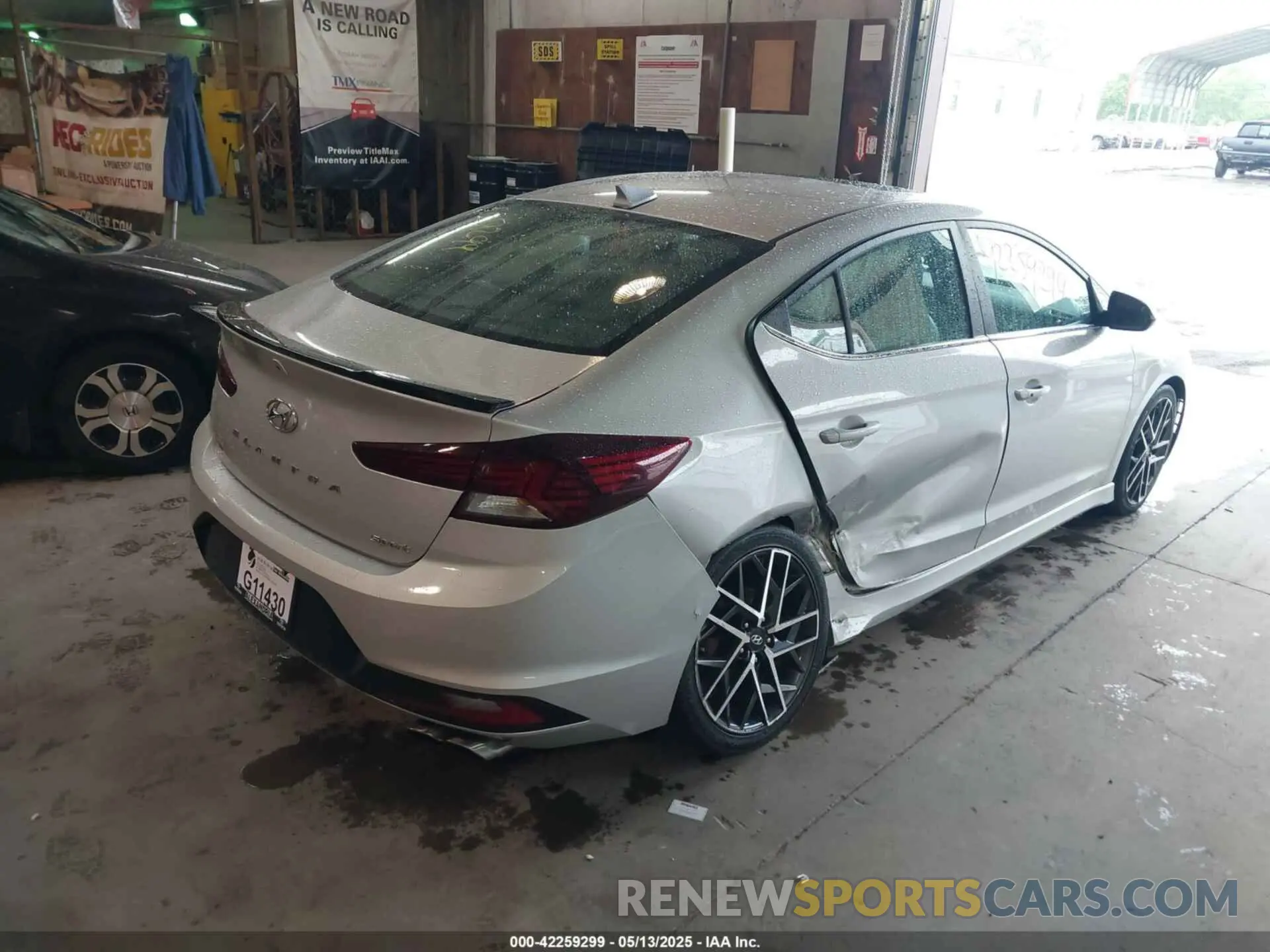 4 Photograph of a damaged car KMHD04LB0KU887208 HYUNDAI ELANTRA 2019