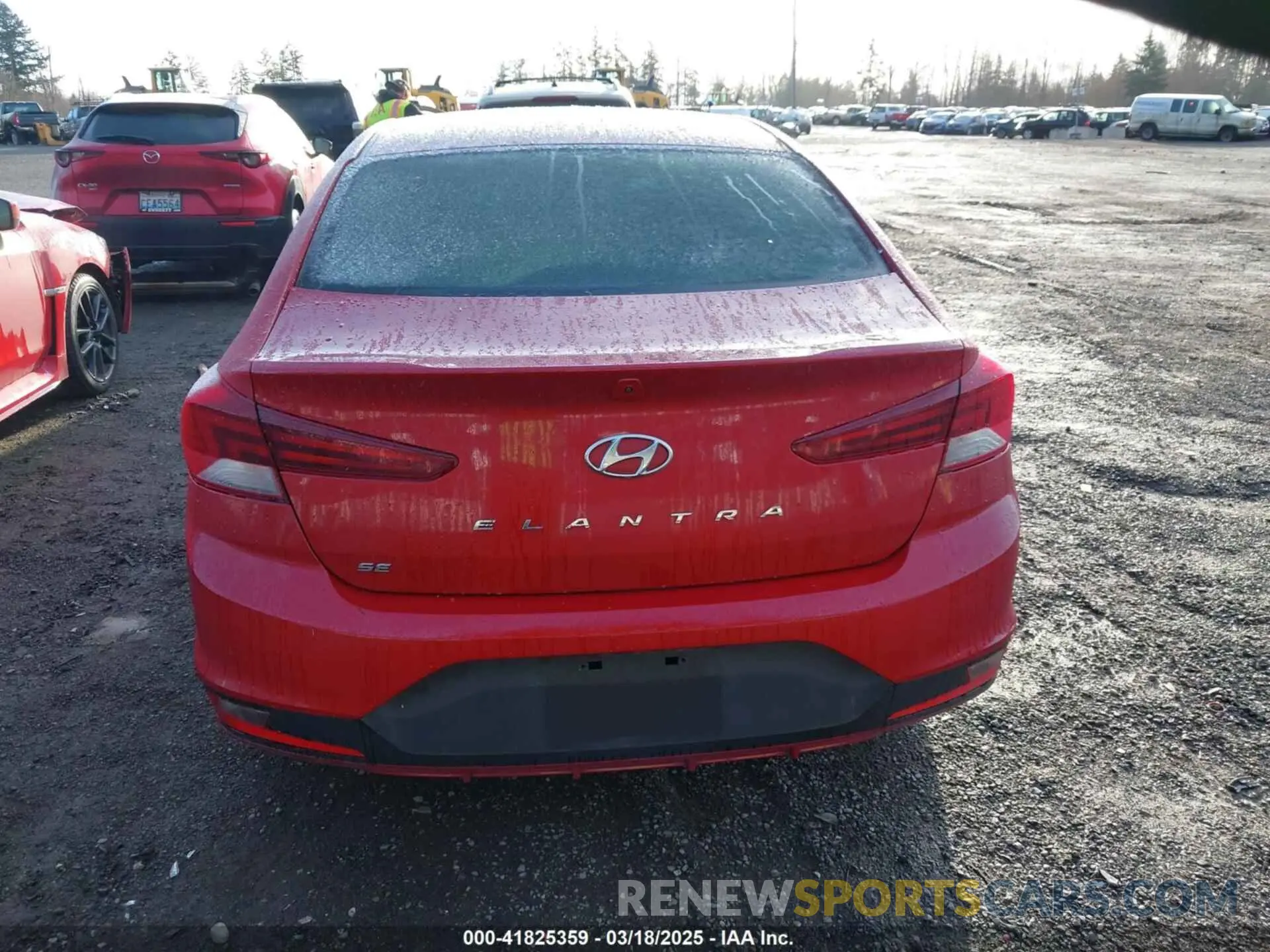 16 Photograph of a damaged car KMHD74LF0KU781503 HYUNDAI ELANTRA 2019
