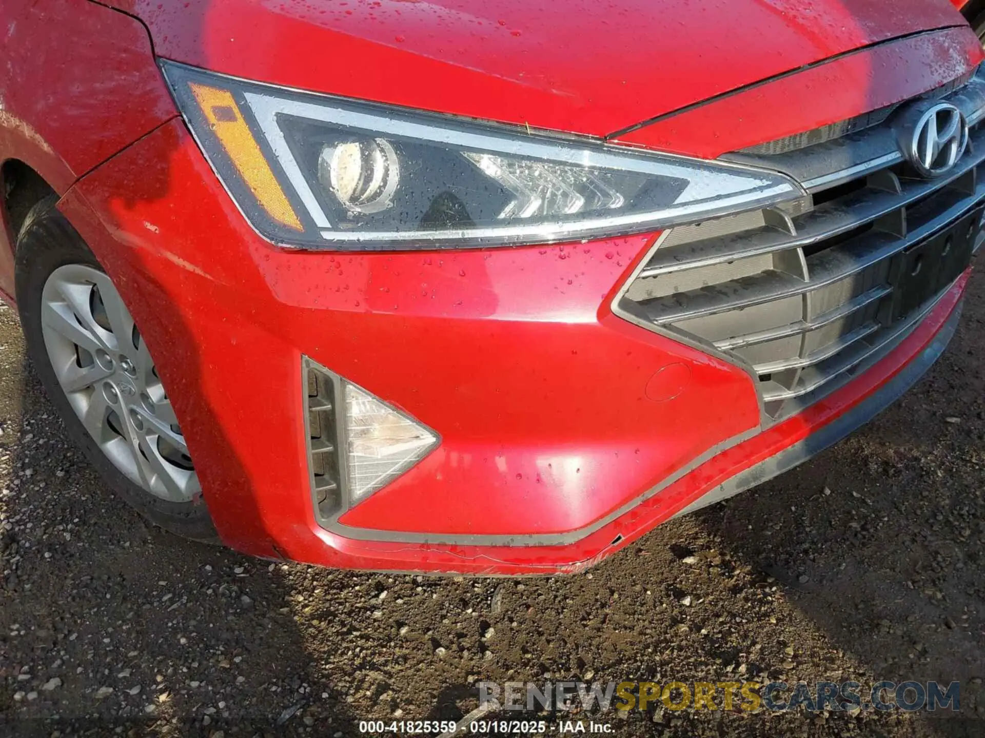 6 Photograph of a damaged car KMHD74LF0KU781503 HYUNDAI ELANTRA 2019