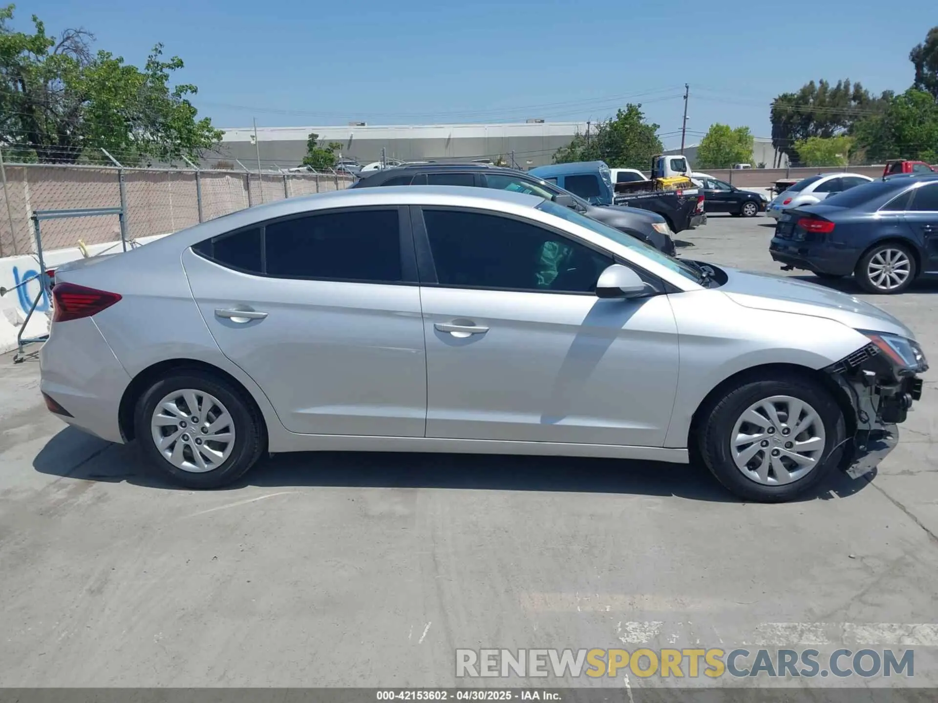 14 Photograph of a damaged car KMHD74LF0KU790413 HYUNDAI ELANTRA 2019