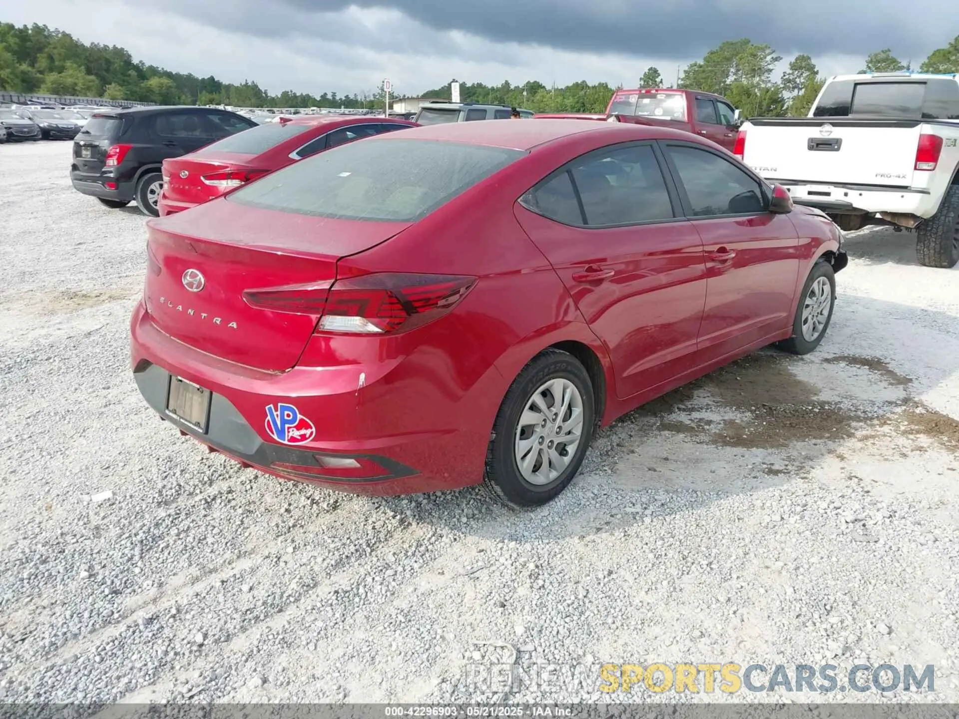 4 Photograph of a damaged car KMHD74LF0KU859083 HYUNDAI ELANTRA 2019