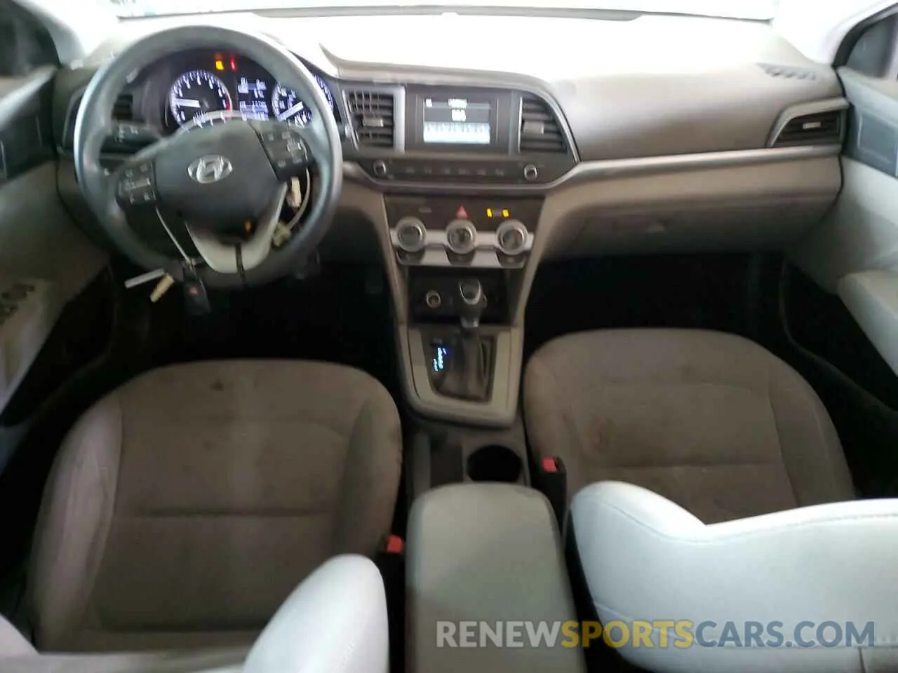 8 Photograph of a damaged car KMHD74LF1KU761843 HYUNDAI ELANTRA 2019