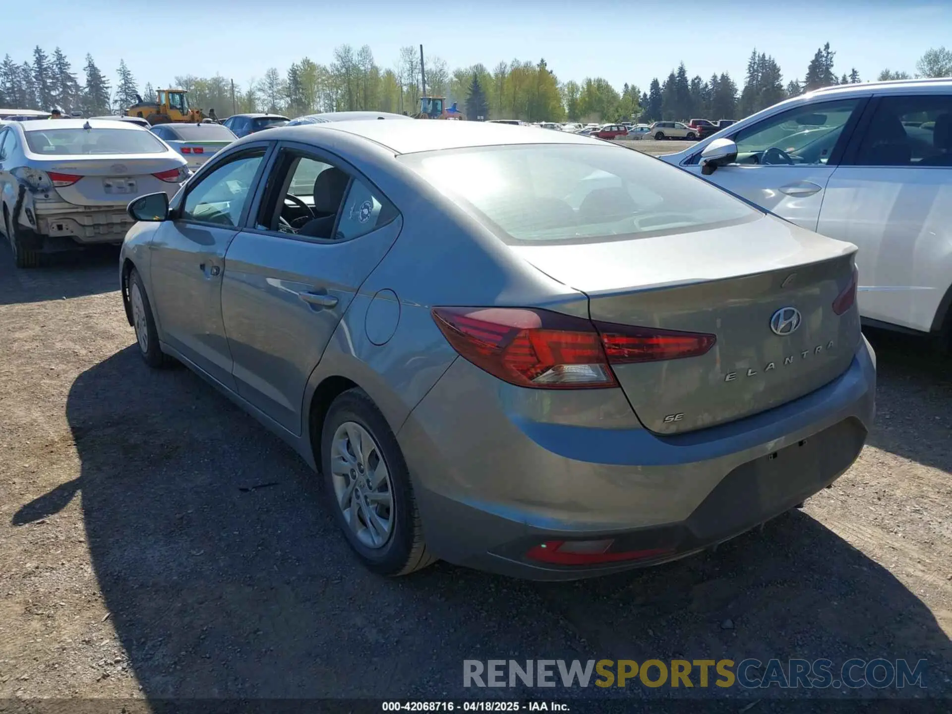 3 Photograph of a damaged car KMHD74LF1KU804058 HYUNDAI ELANTRA 2019