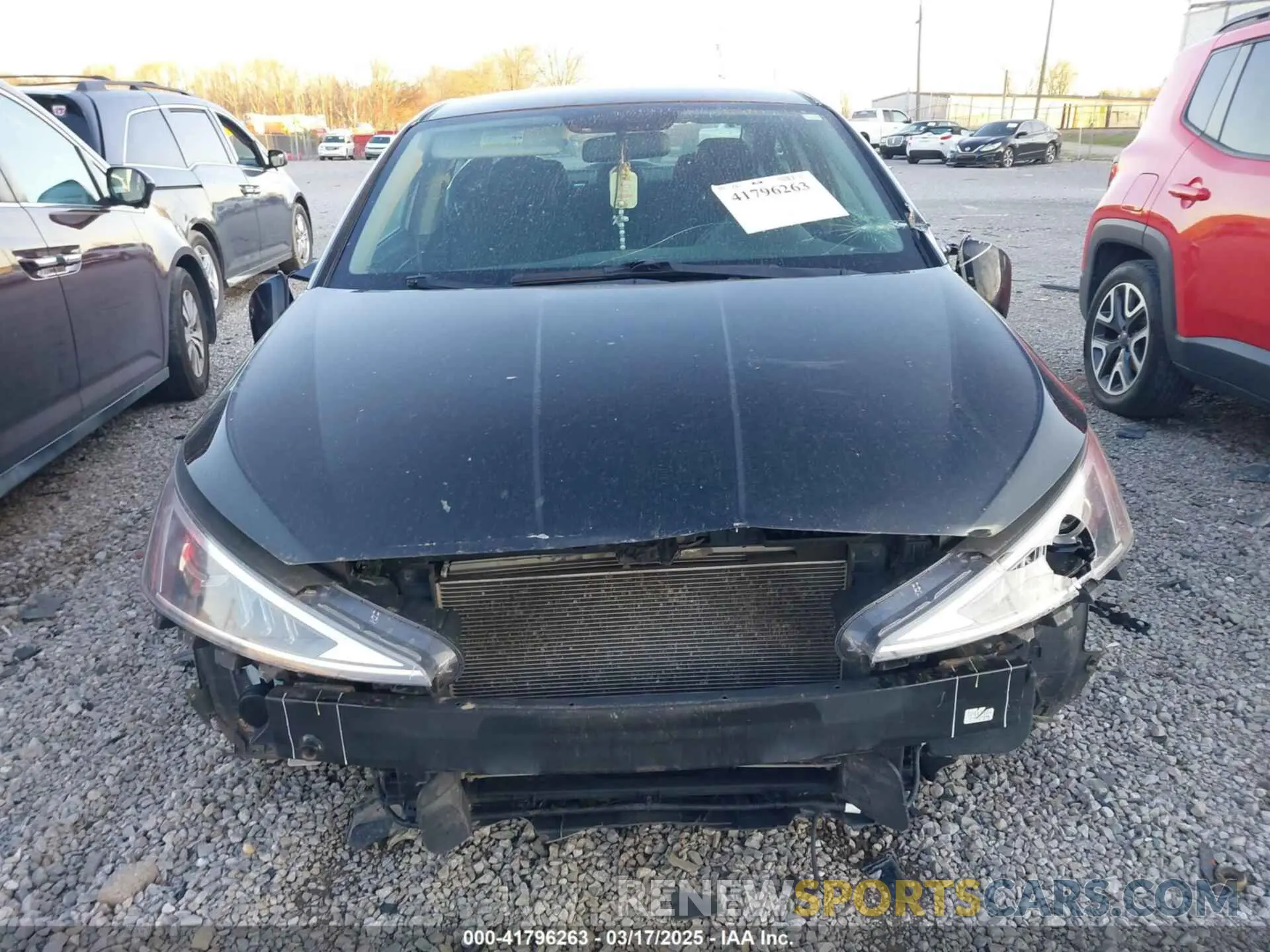 13 Photograph of a damaged car KMHD74LF2KU782992 HYUNDAI ELANTRA 2019