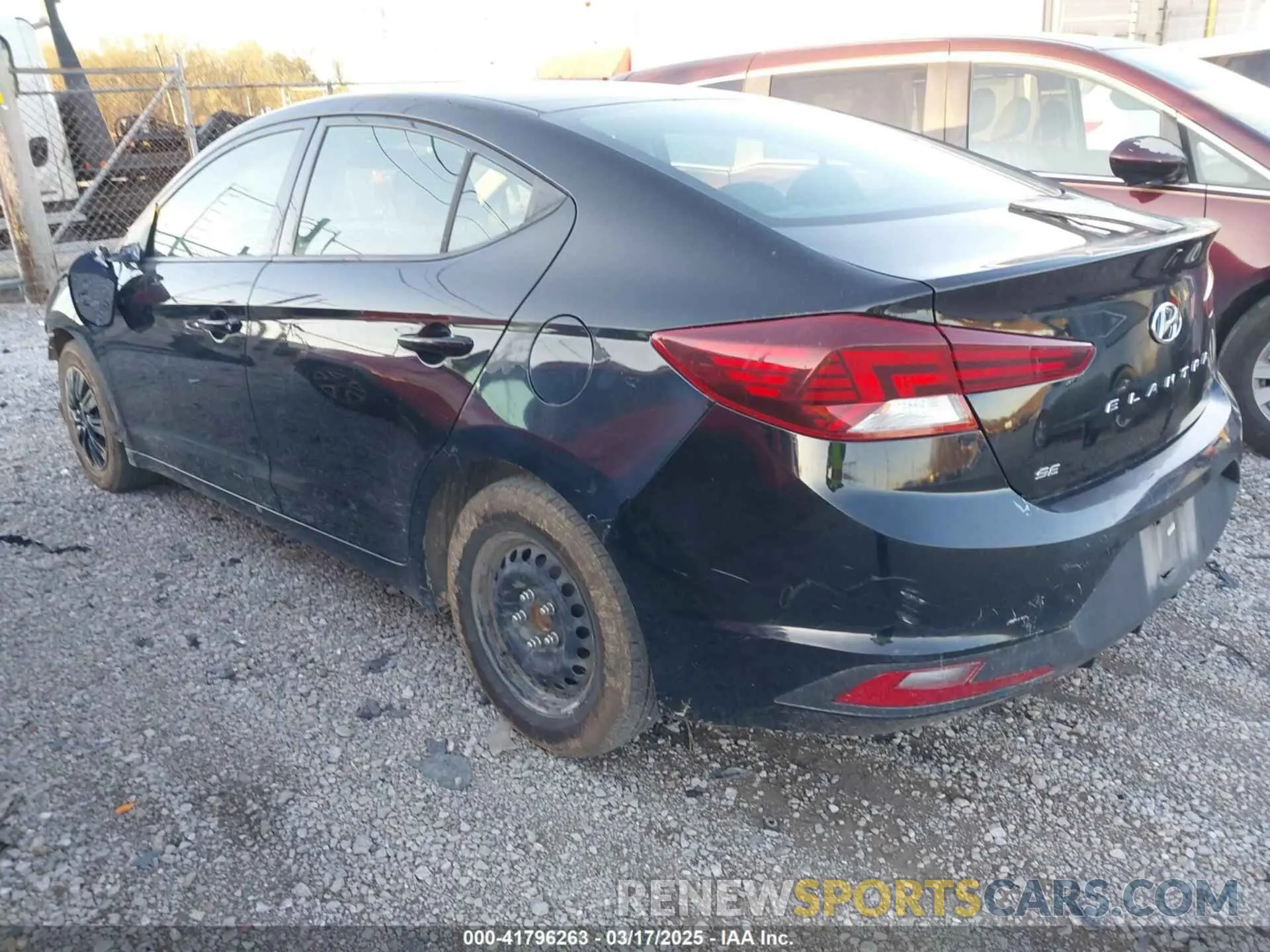 3 Photograph of a damaged car KMHD74LF2KU782992 HYUNDAI ELANTRA 2019