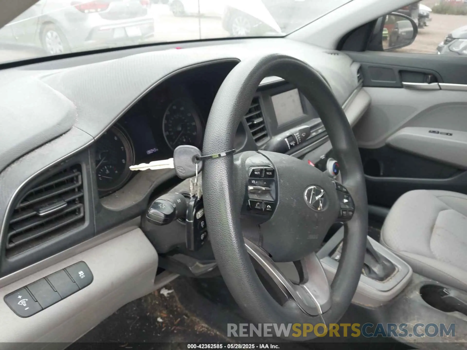 11 Photograph of a damaged car KMHD74LF2KU811441 HYUNDAI ELANTRA 2019