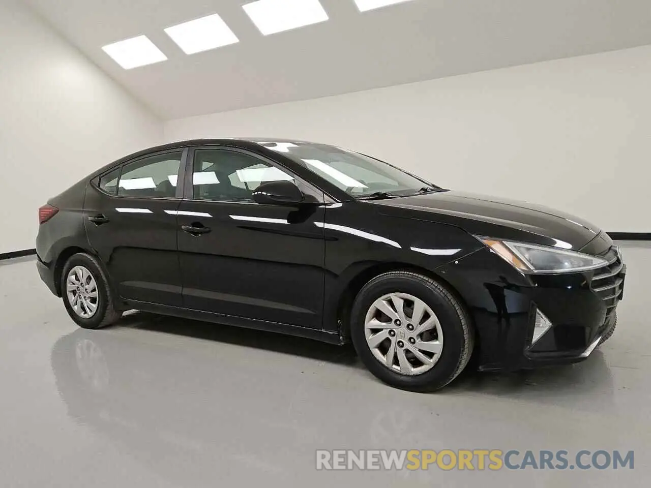 4 Photograph of a damaged car KMHD74LF2KU863300 HYUNDAI ELANTRA 2019