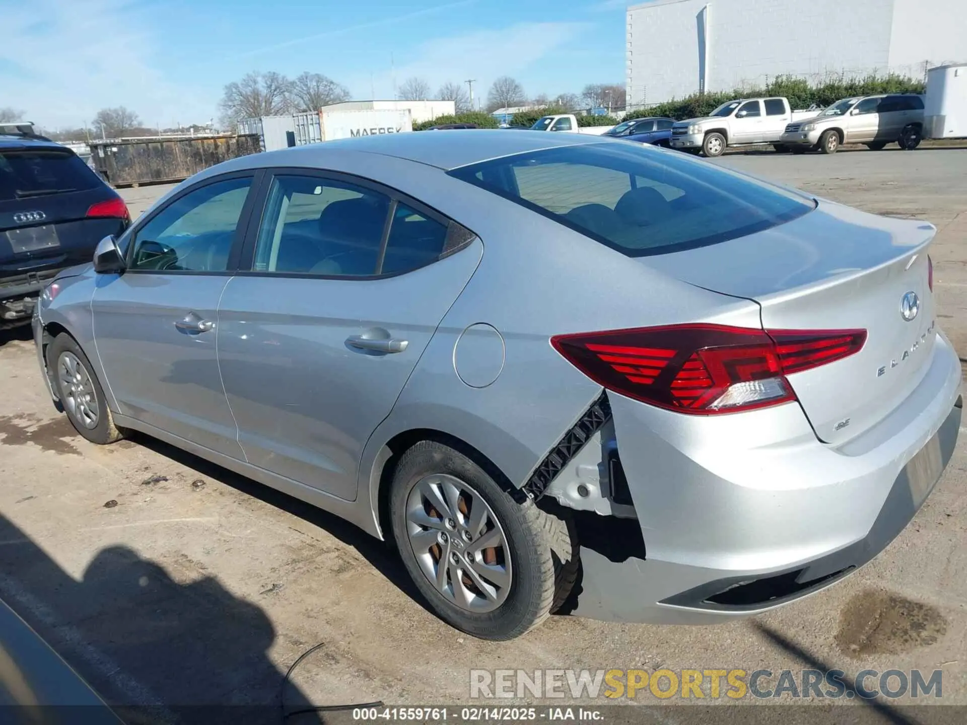 14 Photograph of a damaged car KMHD74LF3KU763125 HYUNDAI ELANTRA 2019