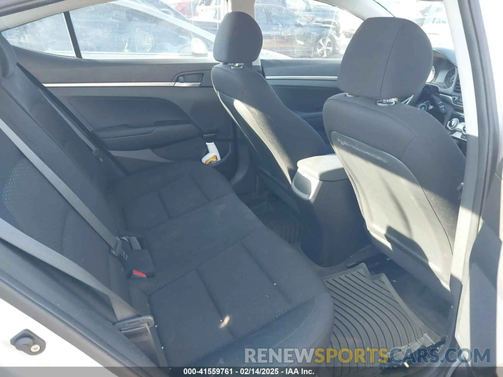 8 Photograph of a damaged car KMHD74LF3KU763125 HYUNDAI ELANTRA 2019
