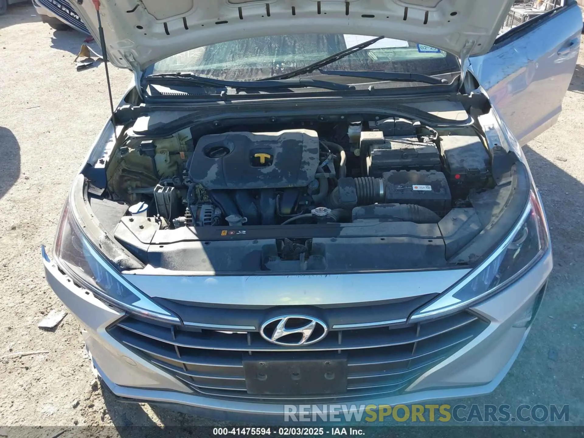 10 Photograph of a damaged car KMHD74LF4KU833263 HYUNDAI ELANTRA 2019