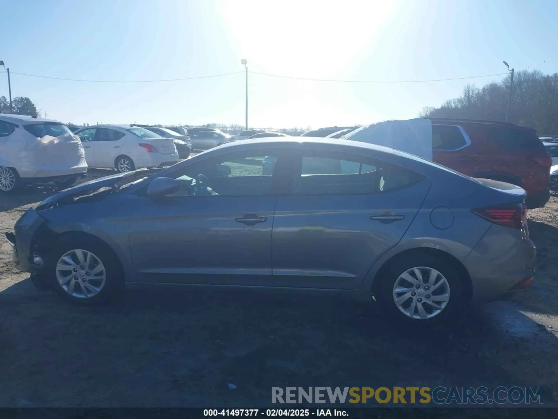 14 Photograph of a damaged car KMHD74LF4KU833618 HYUNDAI ELANTRA 2019