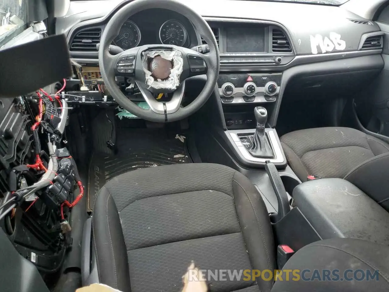 8 Photograph of a damaged car KMHD74LF4KU840259 HYUNDAI ELANTRA 2019