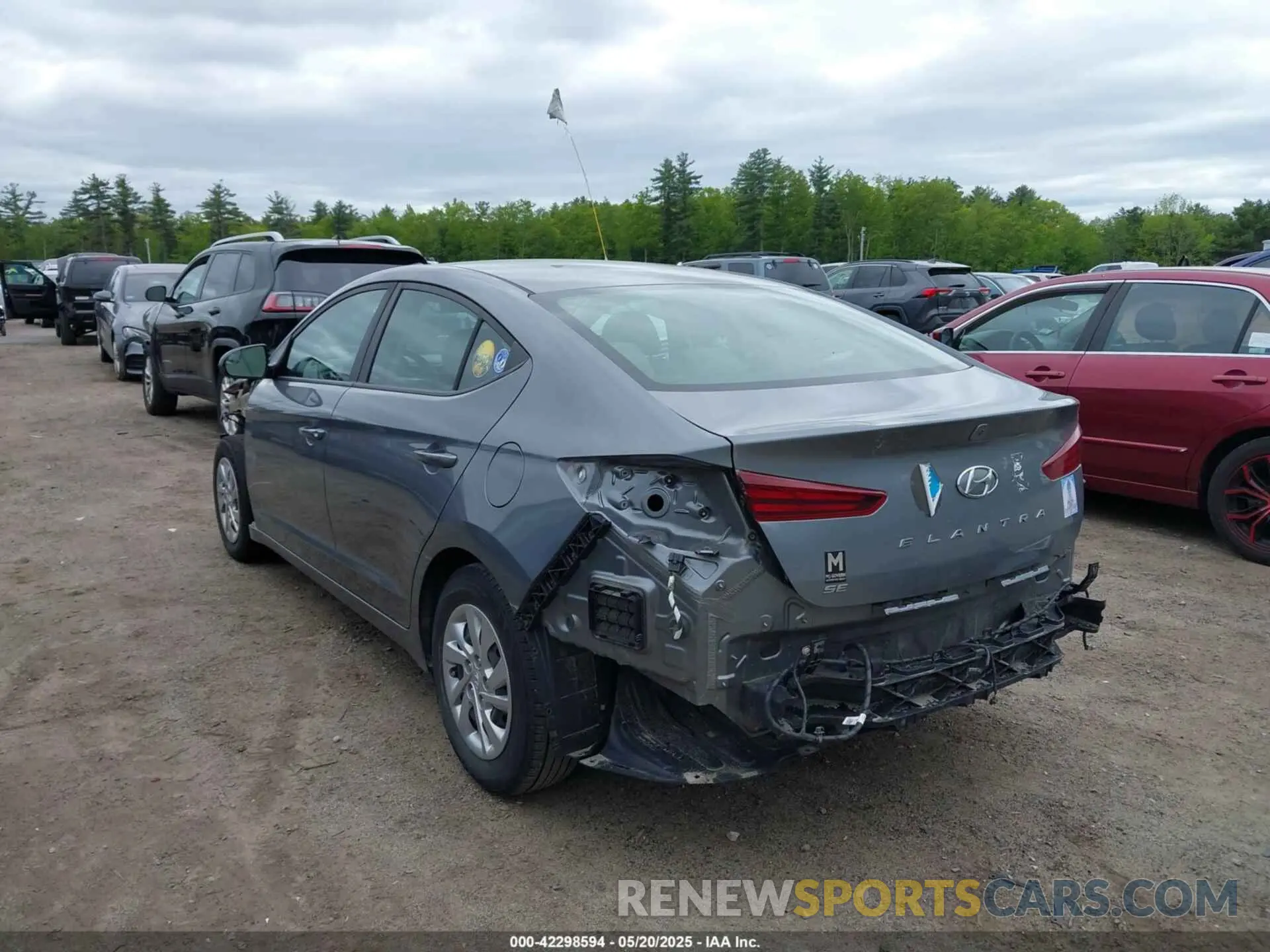 3 Photograph of a damaged car KMHD74LF4KU864786 HYUNDAI ELANTRA 2019