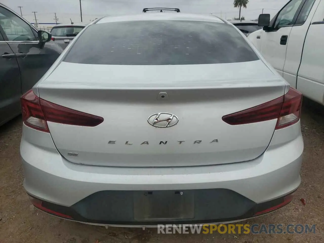 6 Photograph of a damaged car KMHD74LF5KU775230 HYUNDAI ELANTRA 2019