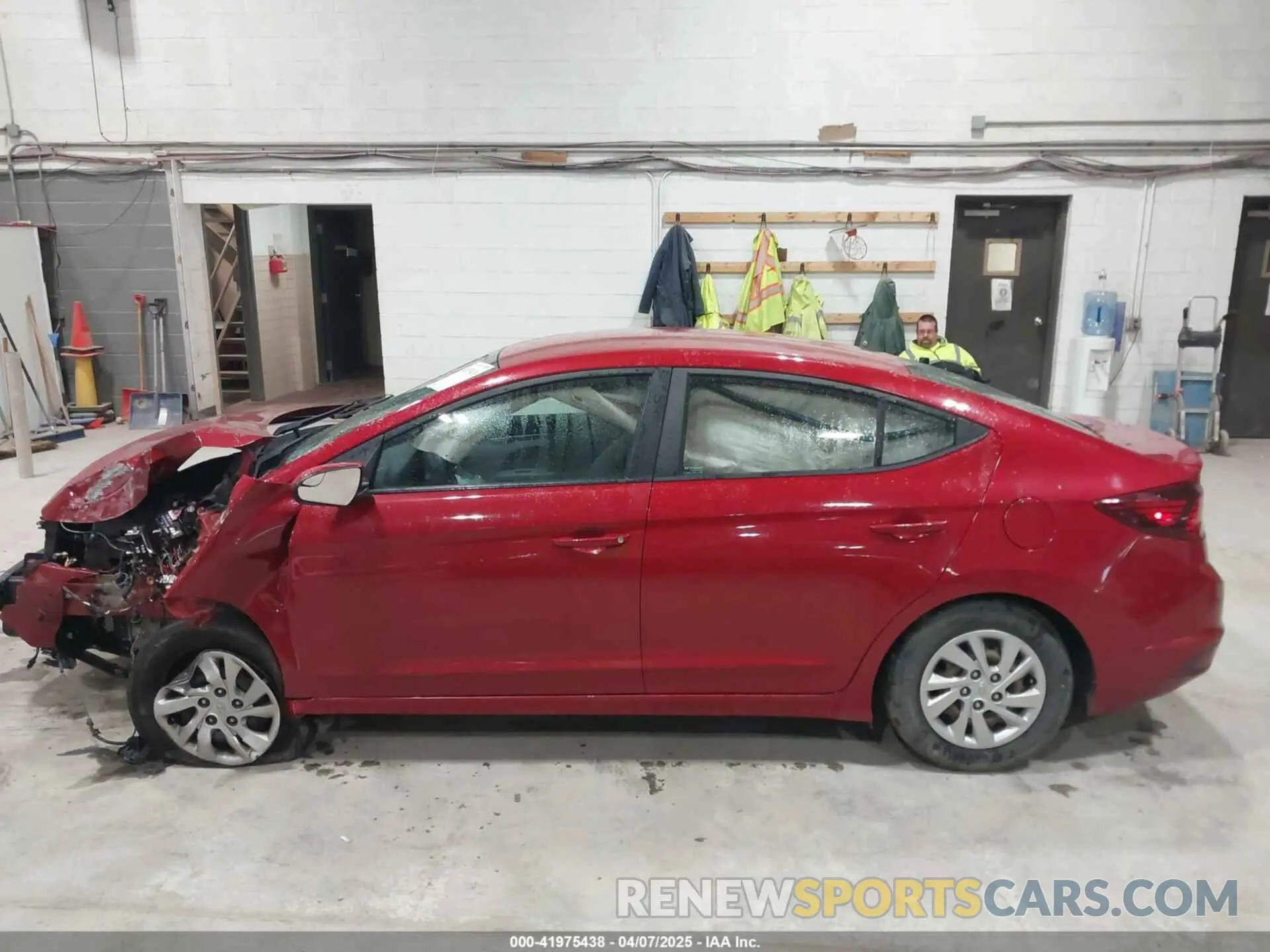 14 Photograph of a damaged car KMHD74LF5KU851268 HYUNDAI ELANTRA 2019