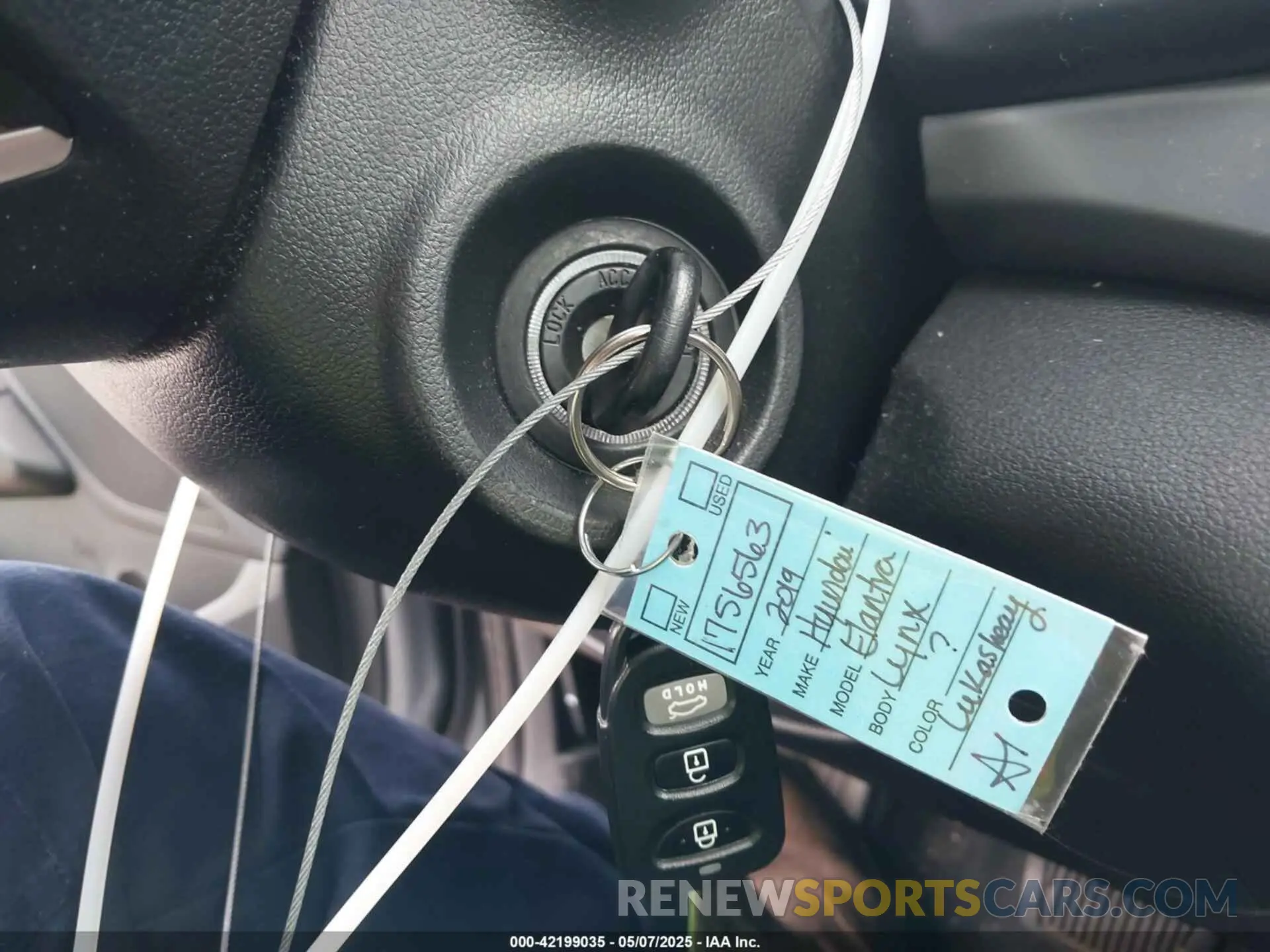 11 Photograph of a damaged car KMHD74LF6KU754418 HYUNDAI ELANTRA 2019