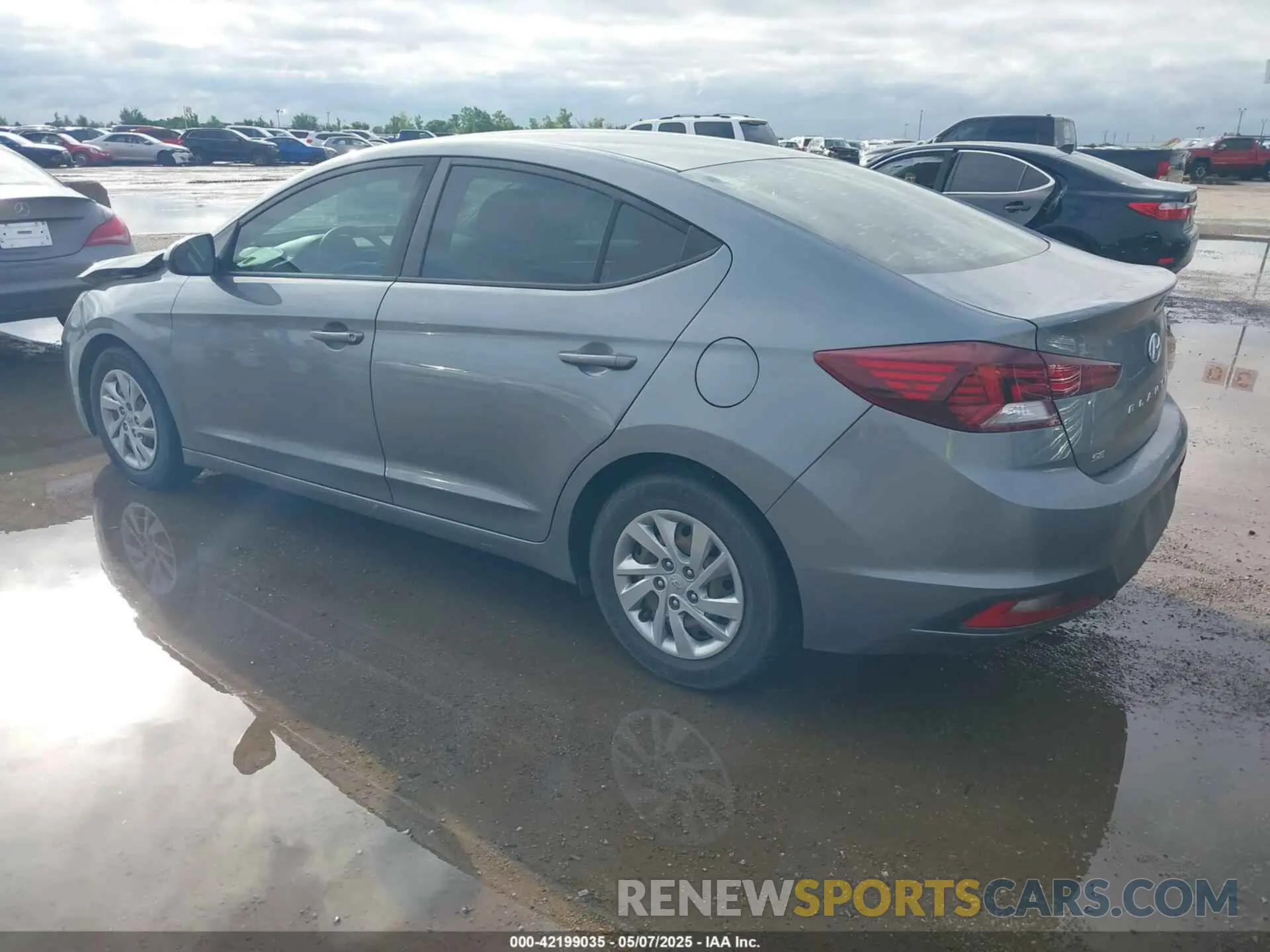 3 Photograph of a damaged car KMHD74LF6KU754418 HYUNDAI ELANTRA 2019