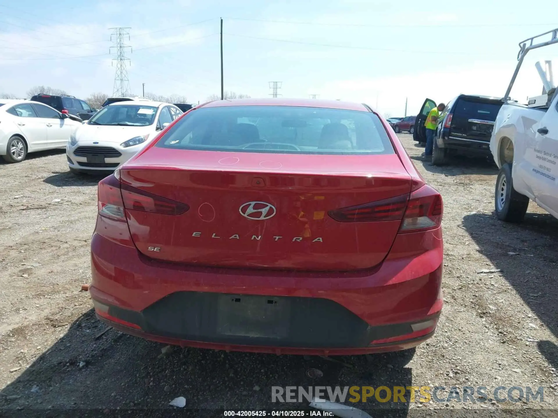 17 Photograph of a damaged car KMHD74LF6KU817159 HYUNDAI ELANTRA 2019