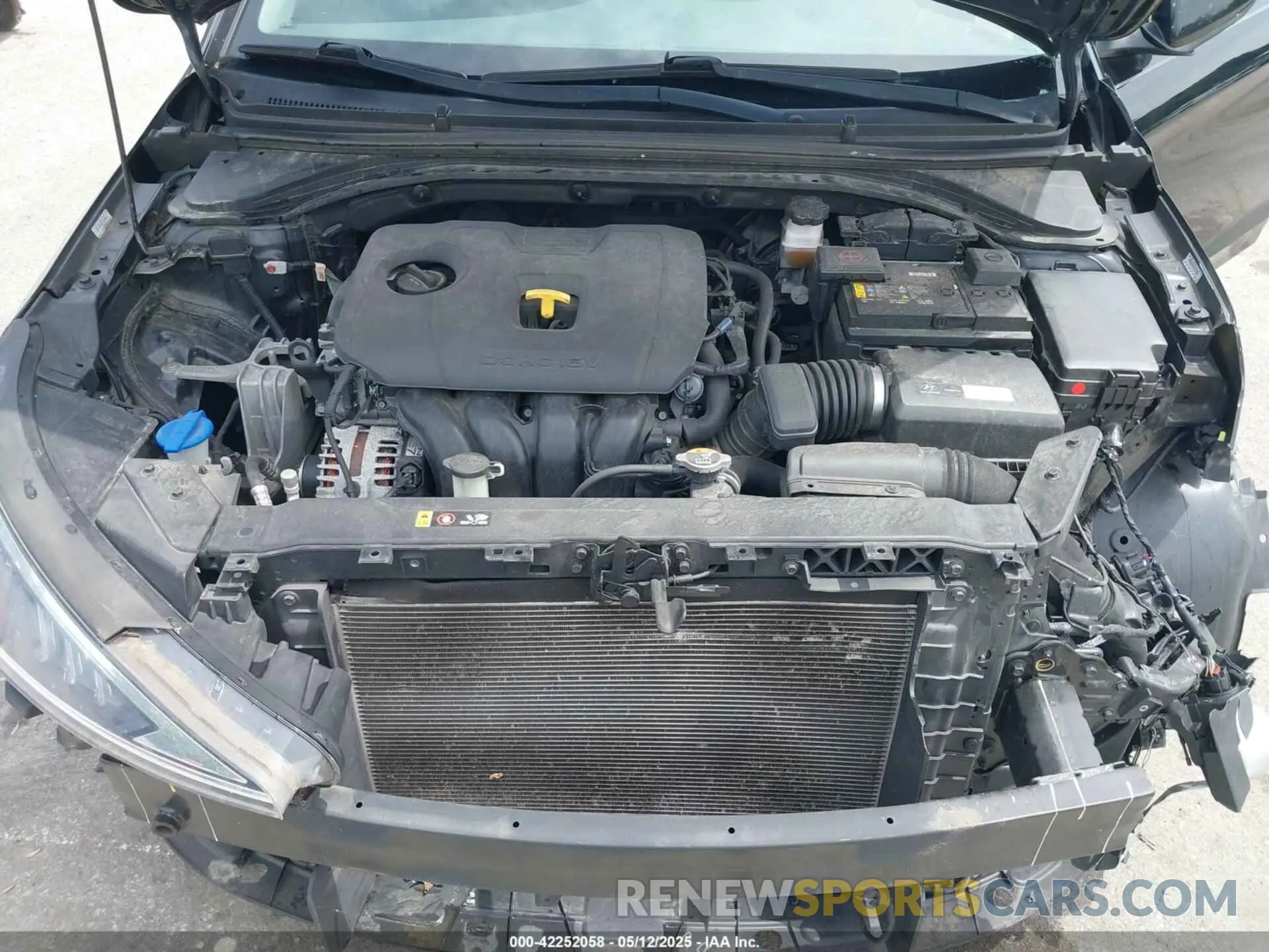 10 Photograph of a damaged car KMHD74LF6KU824385 HYUNDAI ELANTRA 2019