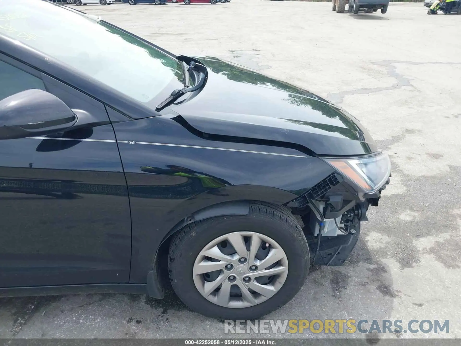19 Photograph of a damaged car KMHD74LF6KU824385 HYUNDAI ELANTRA 2019