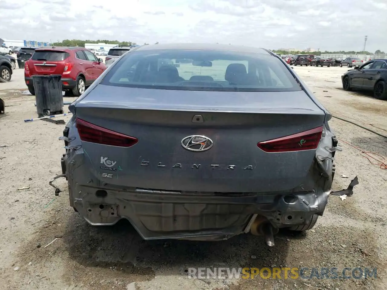 6 Photograph of a damaged car KMHD74LF6KU833555 HYUNDAI ELANTRA 2019