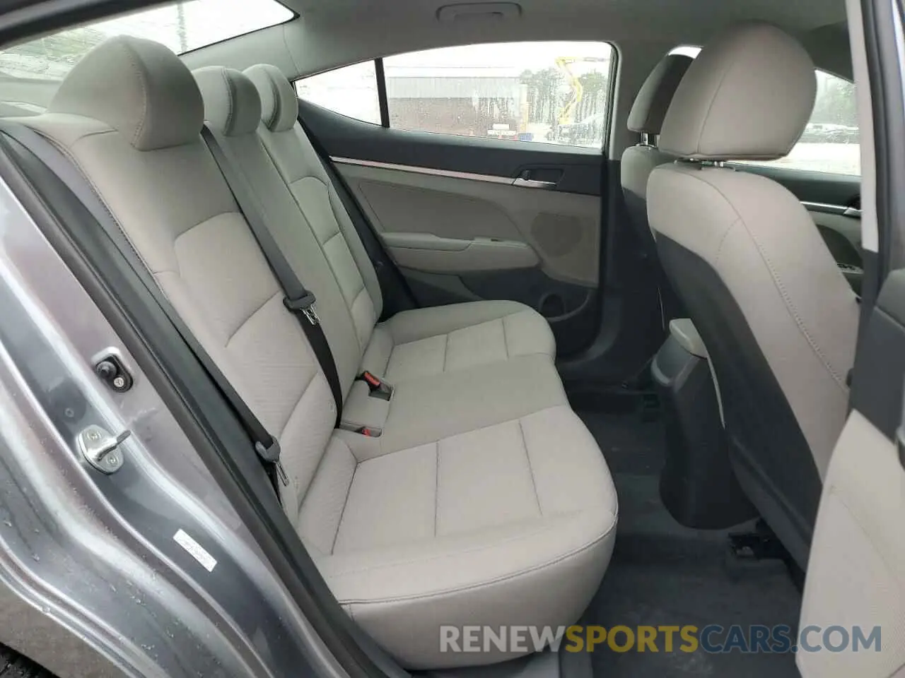 10 Photograph of a damaged car KMHD74LF6KU869679 HYUNDAI ELANTRA 2019