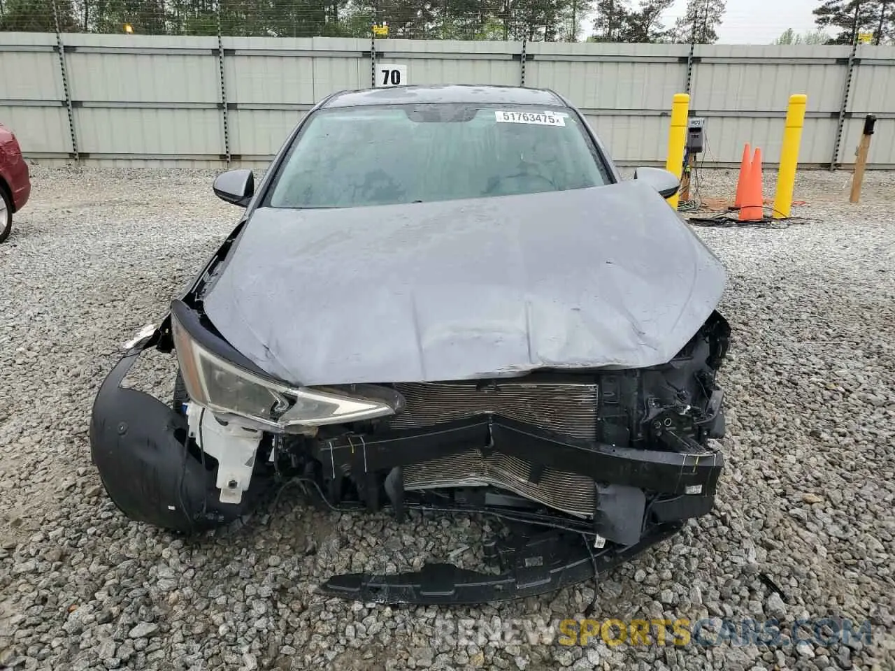 5 Photograph of a damaged car KMHD74LF6KU869679 HYUNDAI ELANTRA 2019