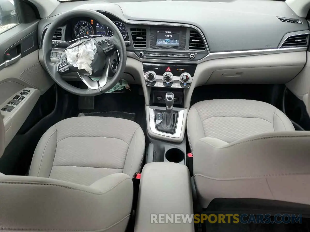 8 Photograph of a damaged car KMHD74LF6KU869679 HYUNDAI ELANTRA 2019