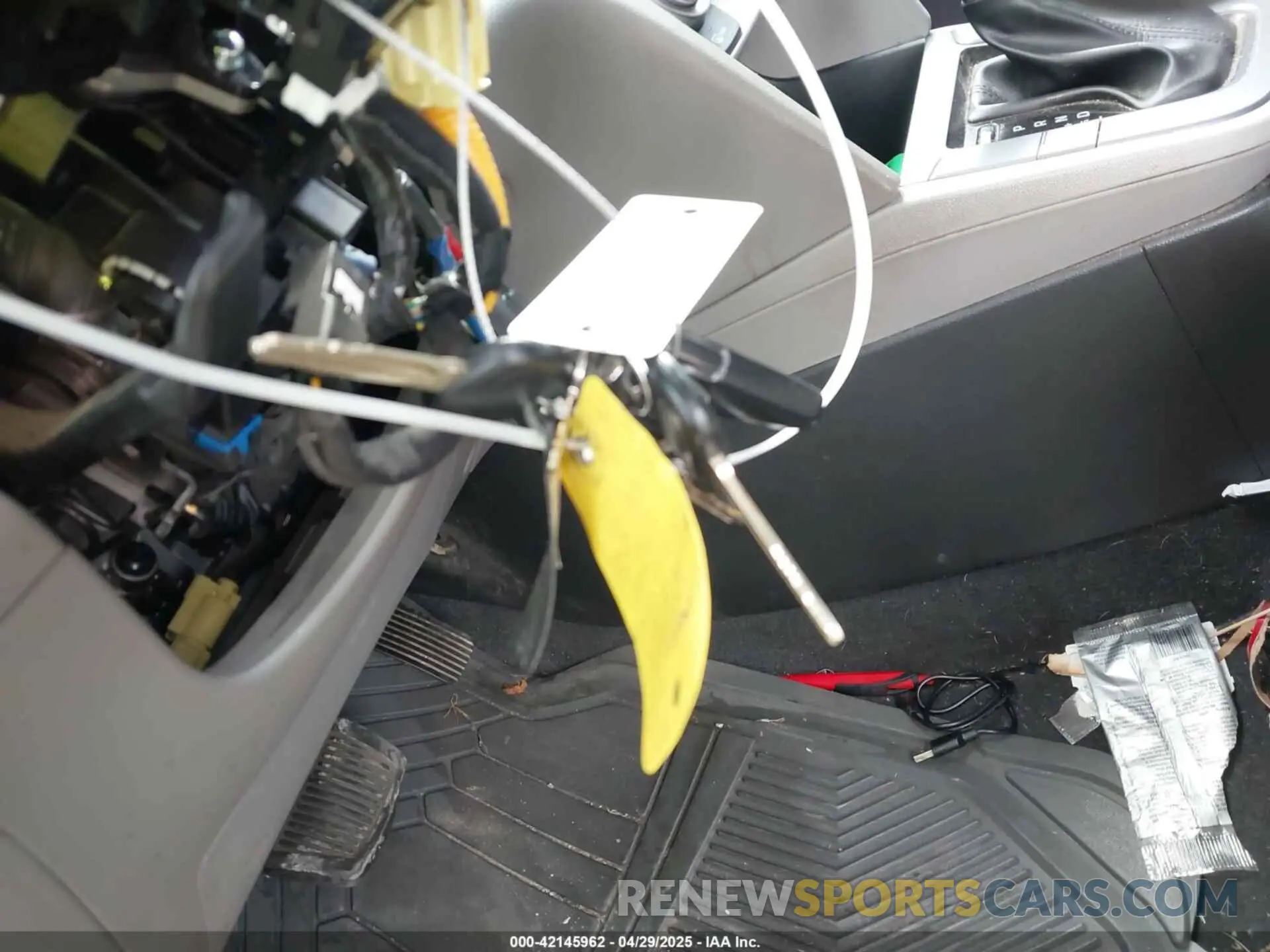 11 Photograph of a damaged car KMHD74LF7KU762060 HYUNDAI ELANTRA 2019