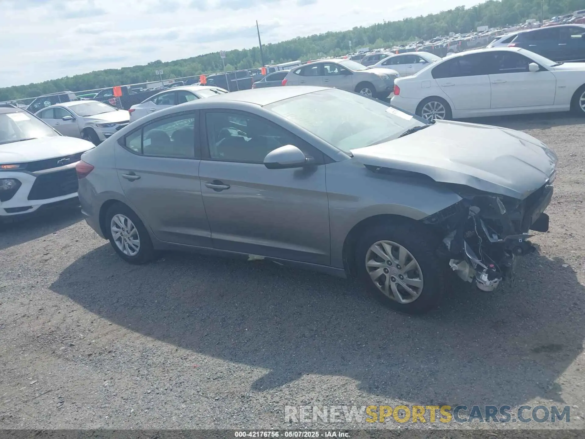 12 Photograph of a damaged car KMHD74LF7KU789713 HYUNDAI ELANTRA 2019