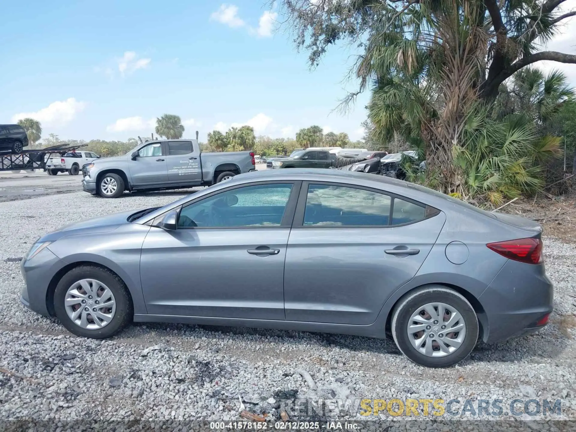 14 Photograph of a damaged car KMHD74LF7KU867679 HYUNDAI ELANTRA 2019