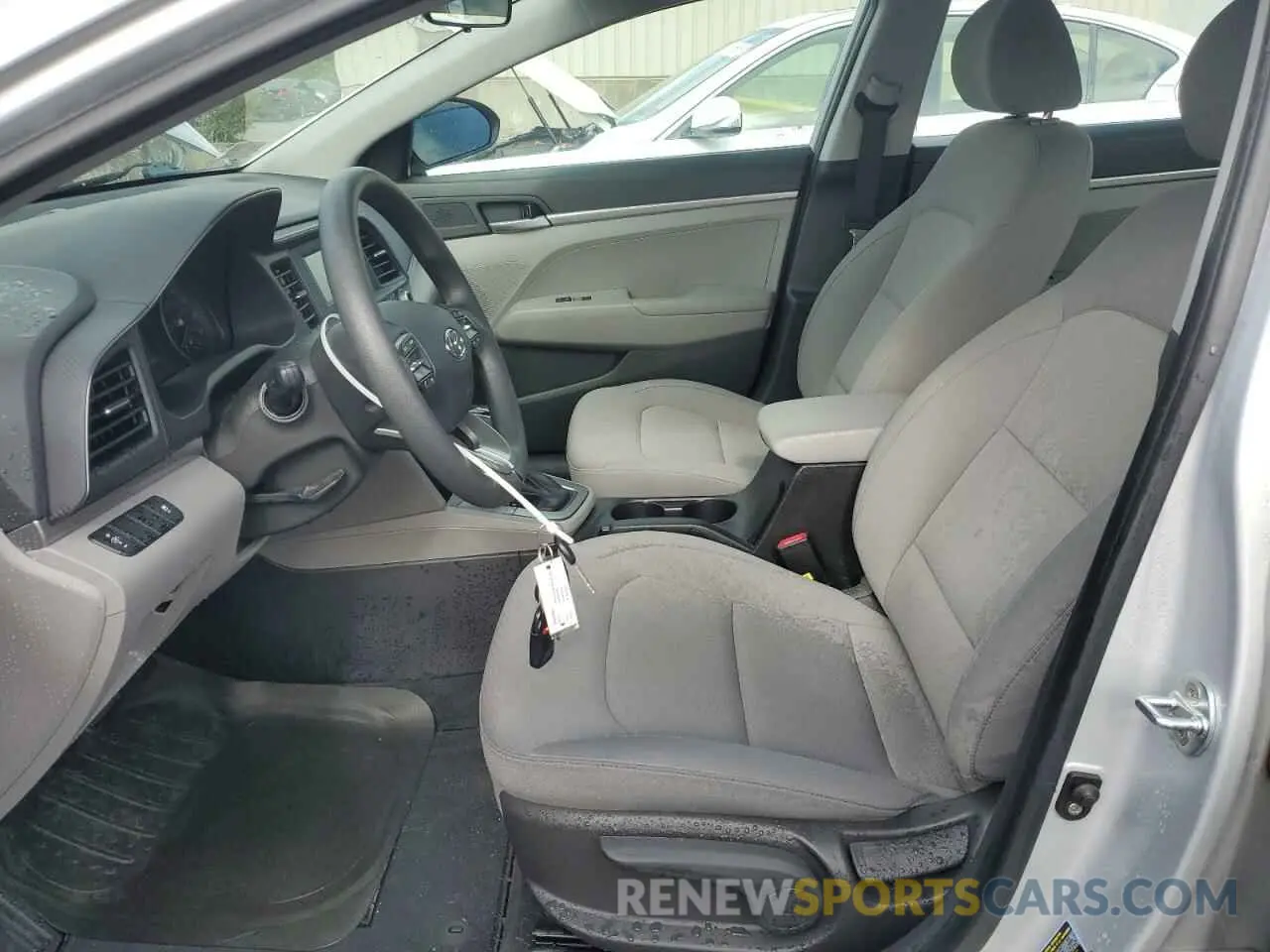 7 Photograph of a damaged car KMHD74LF8KU768563 HYUNDAI ELANTRA 2019