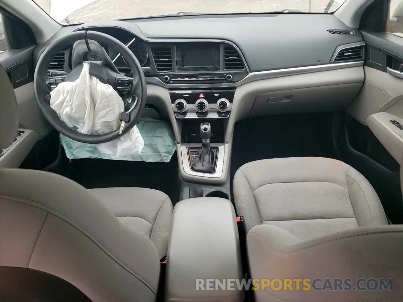 8 Photograph of a damaged car KMHD74LF8KU789073 HYUNDAI ELANTRA 2019