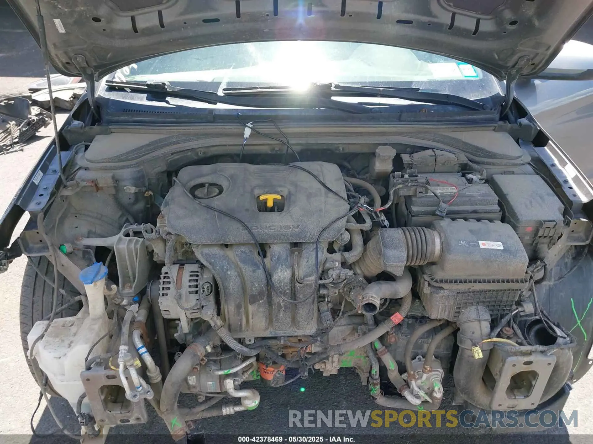 10 Photograph of a damaged car KMHD74LF8KU810164 HYUNDAI ELANTRA 2019