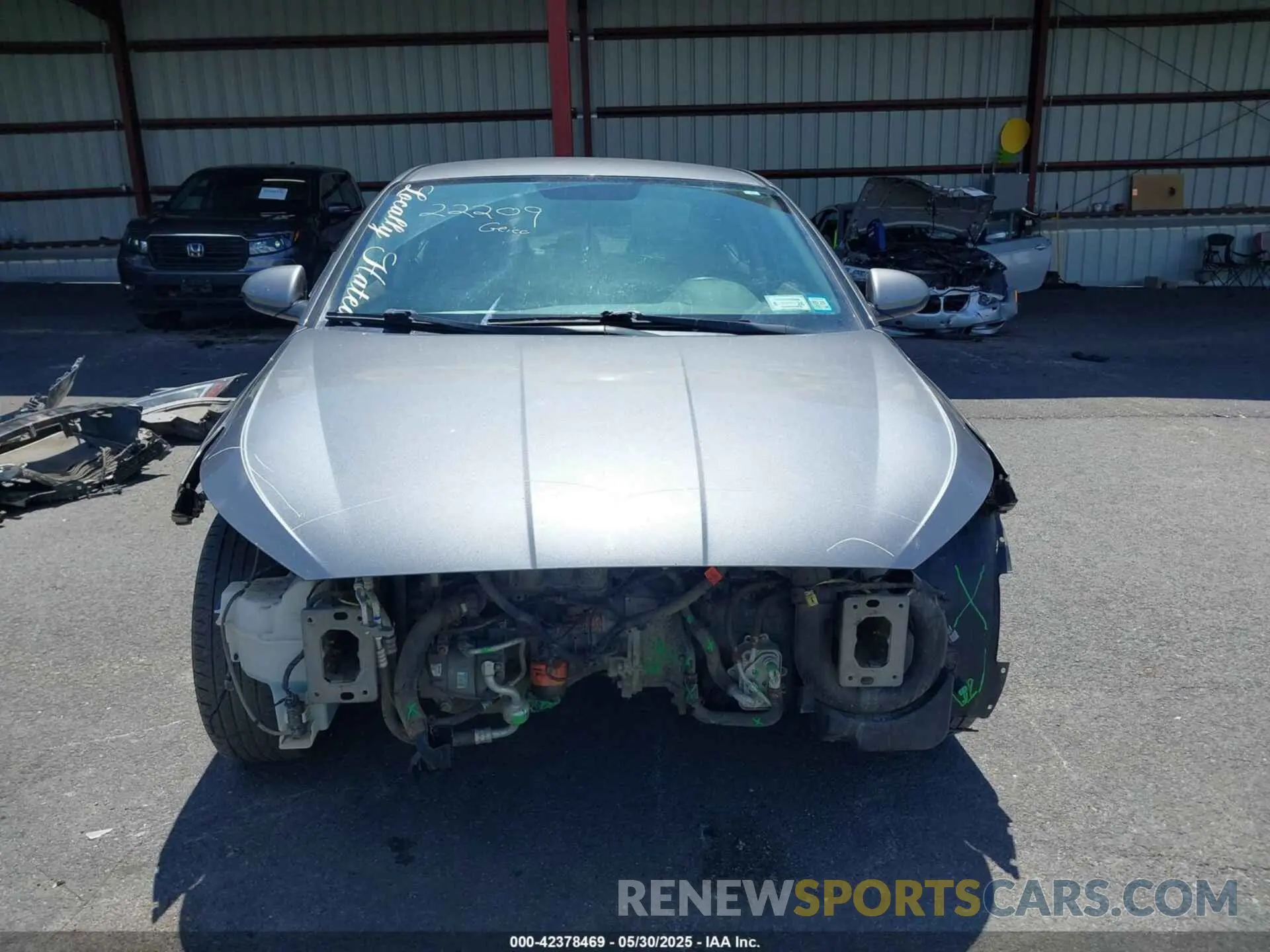 13 Photograph of a damaged car KMHD74LF8KU810164 HYUNDAI ELANTRA 2019