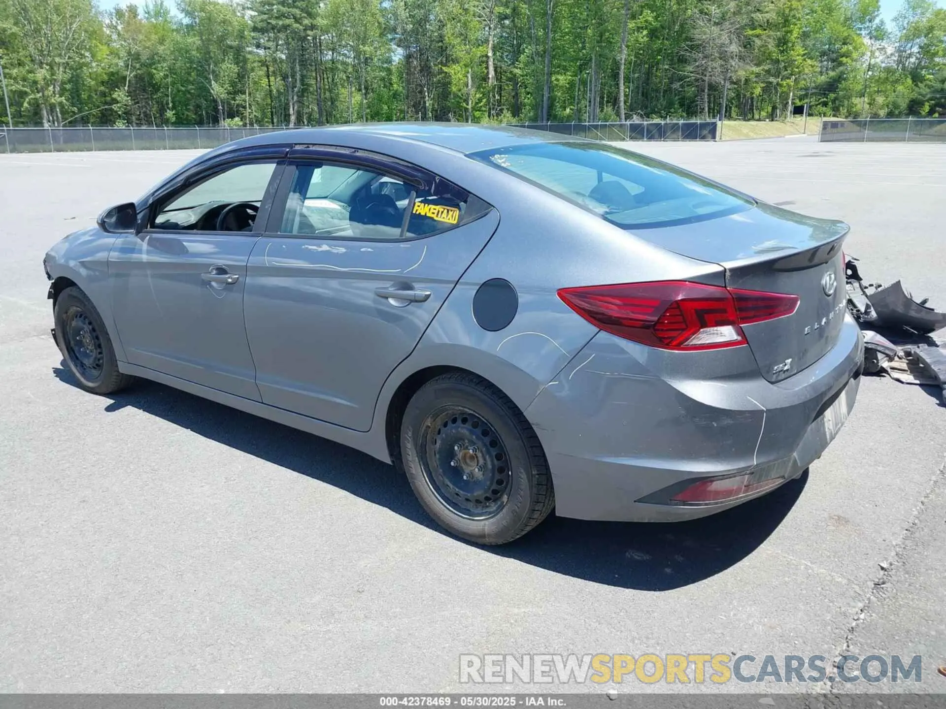 3 Photograph of a damaged car KMHD74LF8KU810164 HYUNDAI ELANTRA 2019